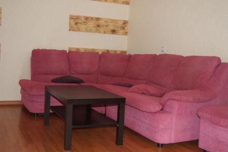 2-комнатная квартира на сутки командированным