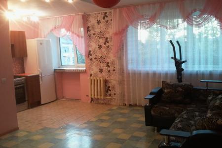 Уютная двухкомнатная квартира в центре