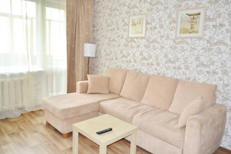 Сдам 2-к квартиру в Тольятти. (Wi-Fi)