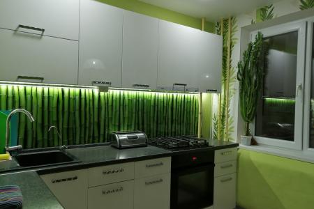 Уютная квартира у МНТК