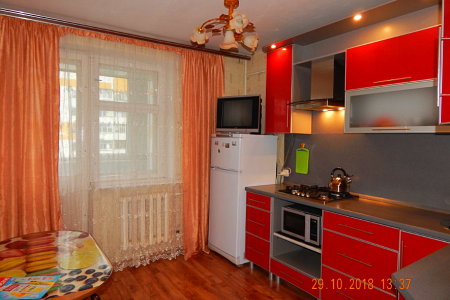 Однокомнатная квартира в районе Самолета