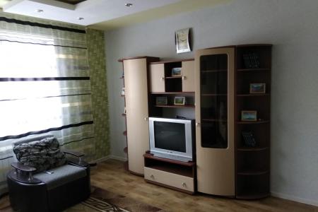 Сдам квартиру посуточнорядом с автовокзалом, ТЦ Район, семейным гипермаркетом Магнит.