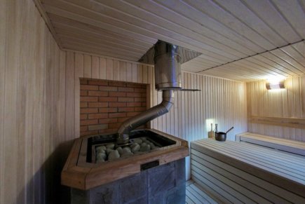 Сдам уютный коттедж с баней для небольшой компании в 3 км от м. Озерки.