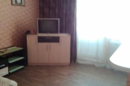 Студия,рядом Аэропорт,Байкал Бизнес центр,Сибэкспоцентр,Байкал арена.