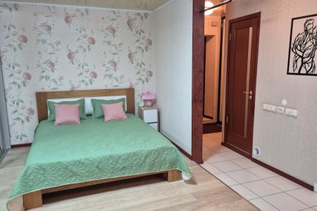 Уютная студия напротив ЖД вокзала