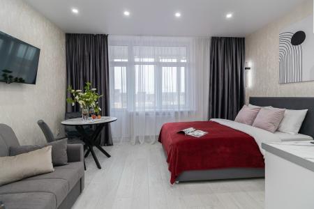 Новая, СВЕТЛАЯ, очень уютная квартира-студия.