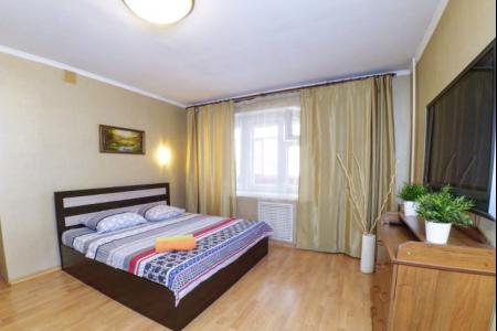 Большая квартира в новостройке рядом с центром