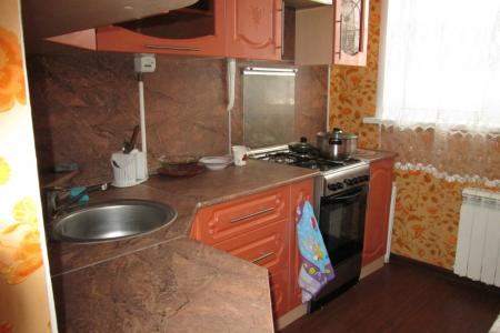 Квартира в районе спорт.комплекса "Олимп" в шаговой доступности от центрального рынка и центрального