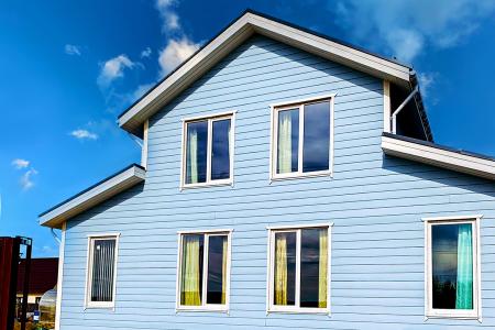 Коттедж с тёплым бассейном и баней у озера (16 км от СПб, Выборгское шоссе, д. Касимово)