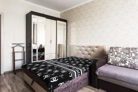 Для прогулок подойдут парки им. Гагарина и Победы.