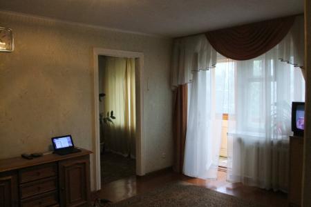 Чистая уютная двухкомнатная квартира в центре города