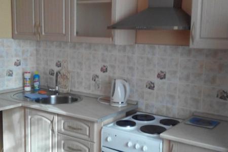 Сдаю по суткам и часам 1 ком.квартиру. Миасс