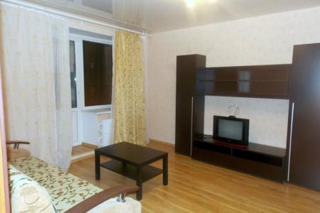 Посуточная аренда! 2-х комн.кв. "РЕАЦЕНТР"