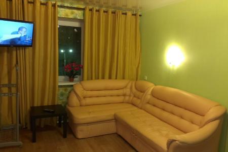 2-х комн. квартира в центре