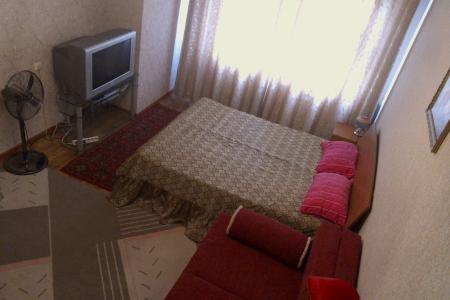 командированным