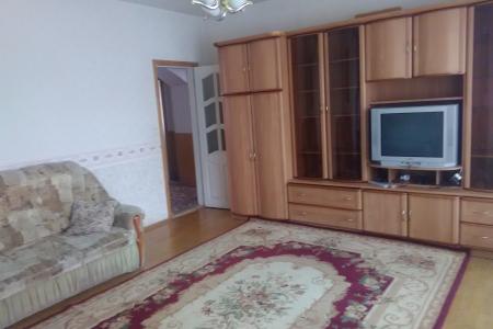 Коттедж в центре около парка Горького и моря