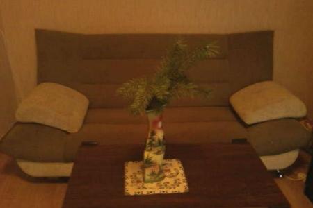 Сдается двухкомнатная комфортабельная квартира со всеми удобствами в центре г.Луга на пр. Кирова.