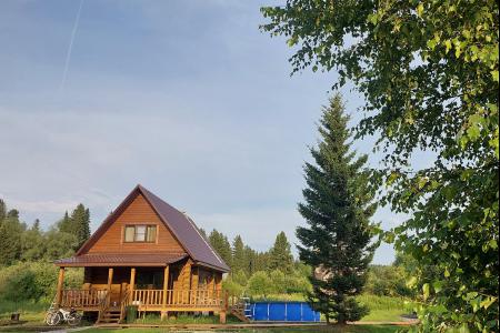 Сдаётся уютный, двухэтажный коттедж