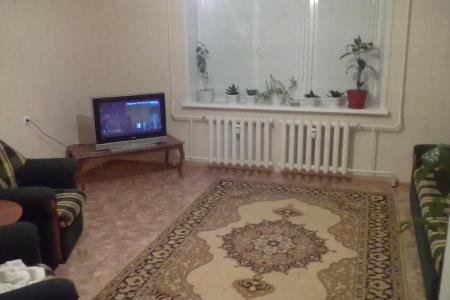 В шаговой доступности ЛЕДОВЫЙ ДВОРЕЦ, гипермаркет "ЭССЕН", рк "ЛАГУНА", "МАКДОНАЛЬДС"