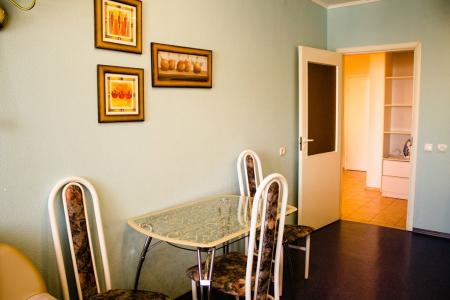 1-комнатная квартира на ул.Ленина!