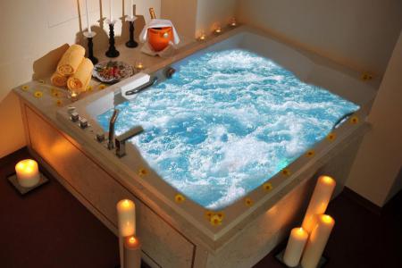 Vip квартира с собственной террасой и джакузи