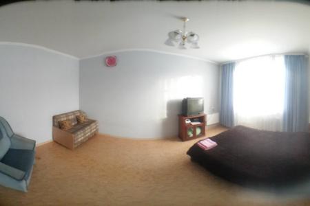 Квартирная гостиница Апарт квартира в центре возле Космоса