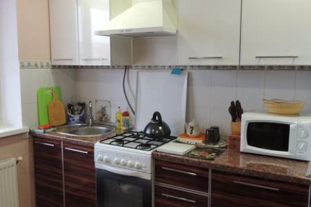 новый дом.из двух комнат.со всеми удобствами