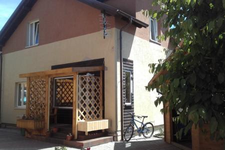 Уютный современный дом на морском направлении недалеко от города