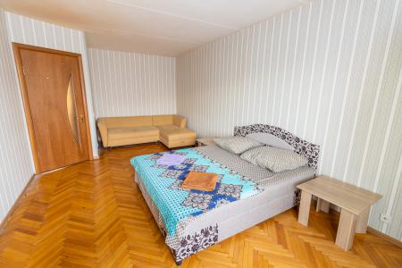 1-комнатная кваpтира PЯДОМ С МEТPО! Cдаeтся на CУTКИ\ЧАСЫ