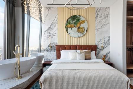 Высокий этаж. Бесконтактное заселение. Ванна у окна в спальне