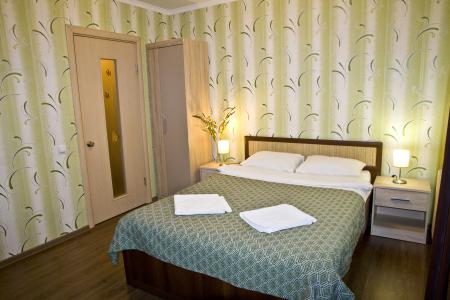 Однокомнатная около Универсама-1