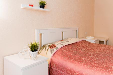 Квapтиpa c лoджиeй в нoвостройкe