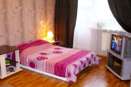 1-комнатная не далеко от цетра, до 4-х гостей