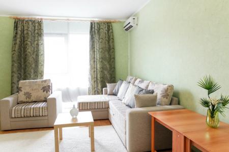 2-комн. квартира, Максима Горького ул, 68, 5/14, площадь:, общая 74 кв.м., с/у совмещённый,