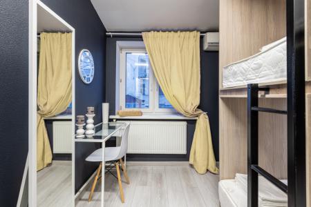 Капсула в общем номере на 9 мест