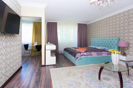 Евро кв у метро Пл Якуба Колоса, Центр