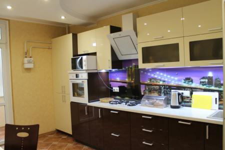 Комфортабельная двухкомнатная у моря в бухте Омега