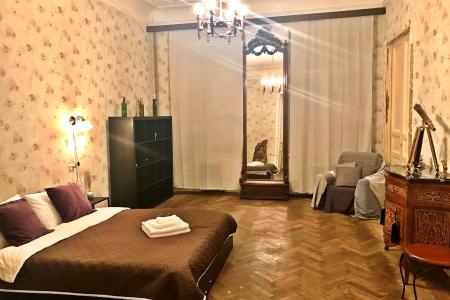 Апартаменты, 2 комнаты, до 7 чел., центр города!