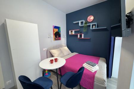 Уютная студия посуточно у метро Водный стадион — светлая, современная, в новом ЖК