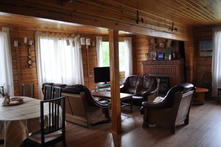 Двухэтажный коттедж с сауной и камином