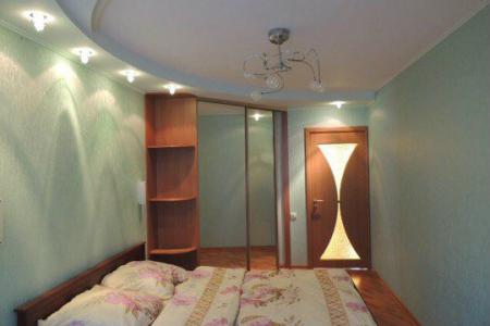 трехкомнатная квартира