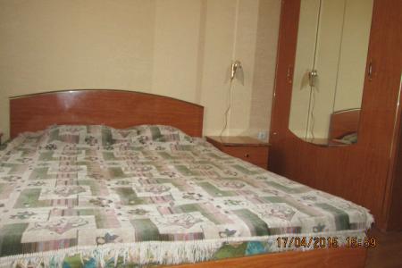 Двухкомнатная после ремонта у Парк-Хауса на Космонавтов