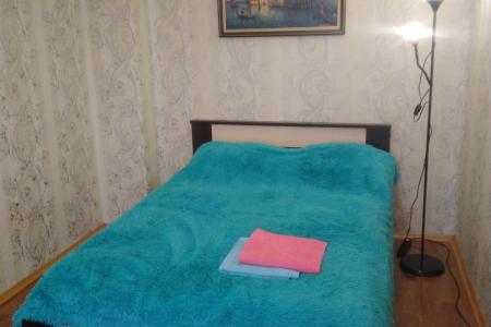 Однокомнатная квартира посуточно возле ж/д вокзала
