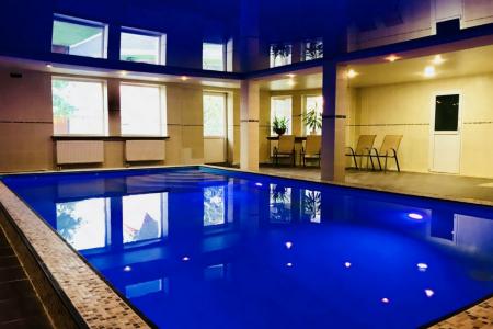 Коттедж с русской баней и бассейном от собственника