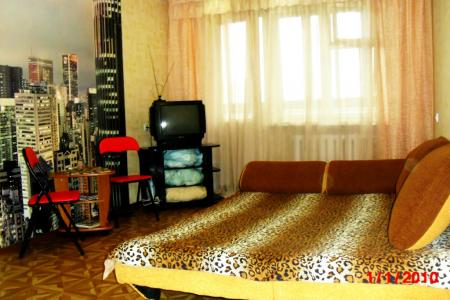 1-комнатная квартира возле Нефтепроводного лицея-ТУЦ