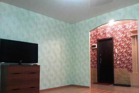 Квартира посуточно в Новоильинском районе!!