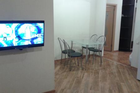 Квартира с современным ремонтом на Аллеи Героев