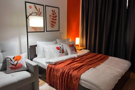 Комфортная квартира у метро Комендантский проспект