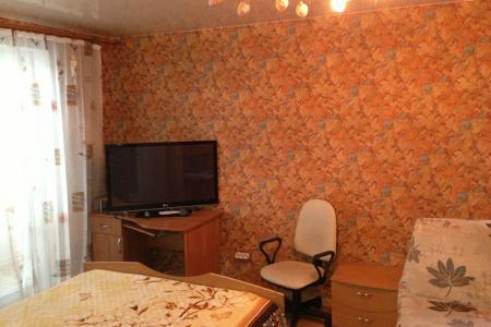 1-комнатная квартира по ул. Кирова 31. Квартира находится в центре Синарского района.