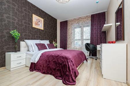 Cosmos Apart ПРОСТОРНАЯ ЕВРОДВУХКОМНАТНАЯ КВАРТИРА В ЦЕНТРЕ ГОРОДА ДЛЯ 4 ГОСТЕЙ